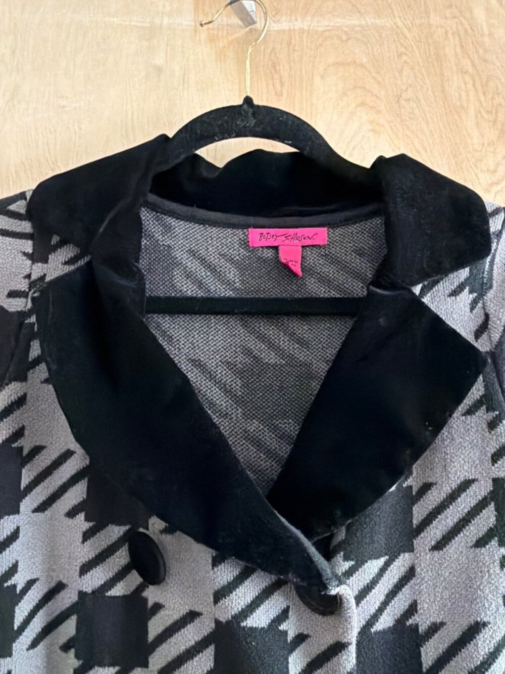 Betsey Johnson Houndstooth Fit N Flare Sweater Coat Black Gray Pink Label Size S - Picture 6 of 12